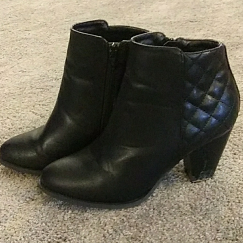 Bamboo Booties - Picture 6 of 11